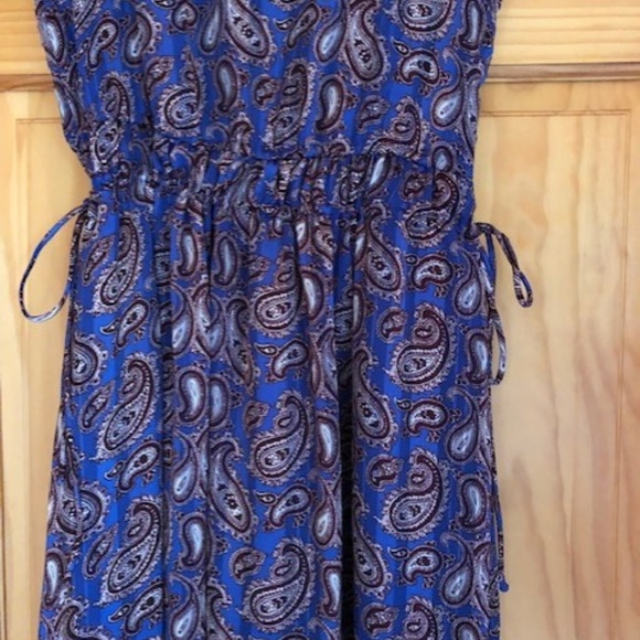 Lined Paisley Maxi Dress - Picture 3 of 5